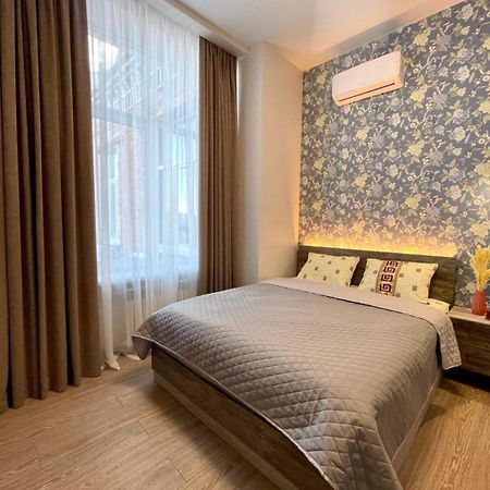 Sumskaya street Apartment Kharkiv Bagian luar foto