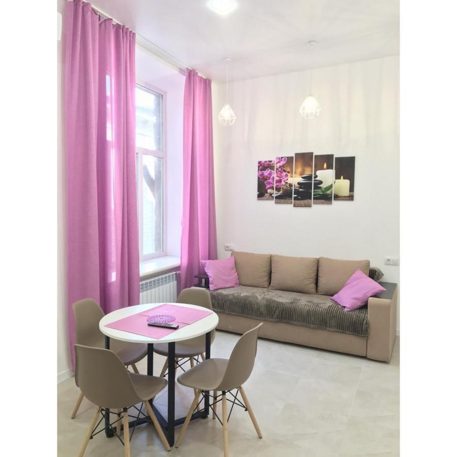 Sumskaya street Apartment Kharkiv Bagian luar foto