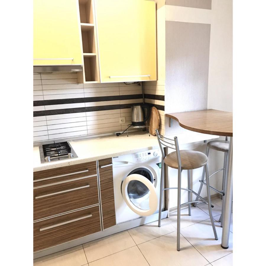Sumskaya street Apartment Kharkiv Bagian luar foto