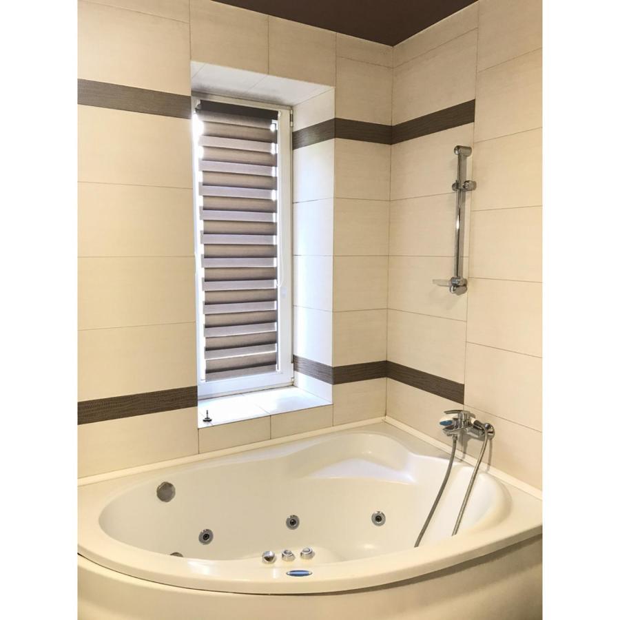 Sumskaya street Apartment Kharkiv Bagian luar foto