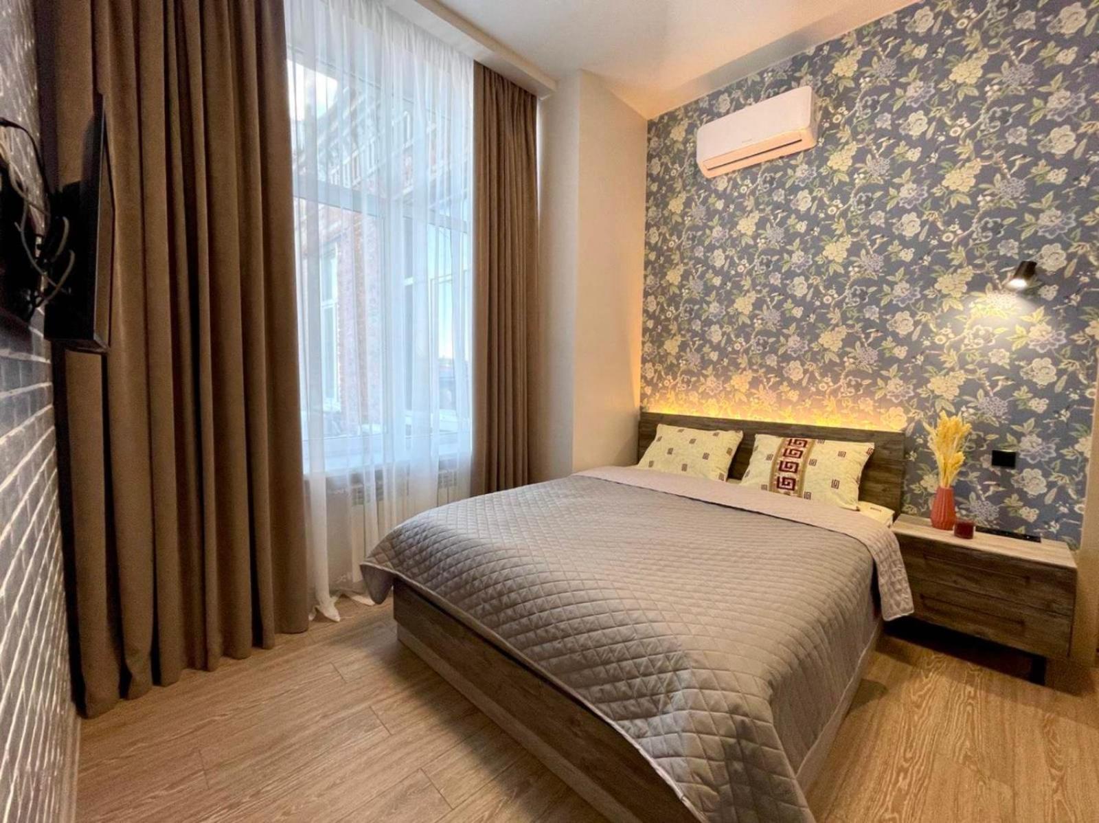 Sumskaya street Apartment Kharkiv Bagian luar foto